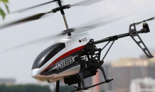 怎样玩遥控直升飞机 遥控飞机怎么玩