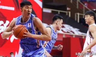 cba一年打几场比赛